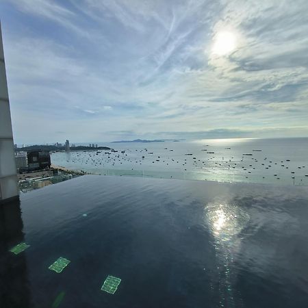 Centric Sea Pattaya Bed & Breakfast Eksteriør bilde